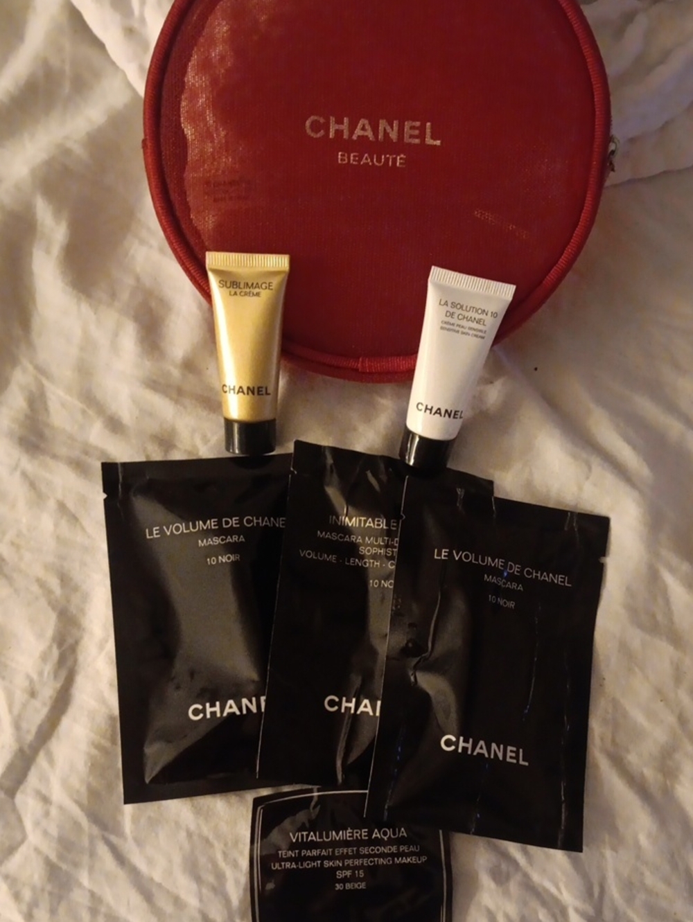 CHANEL Red Pouch Skincare & Mascara Sample Set